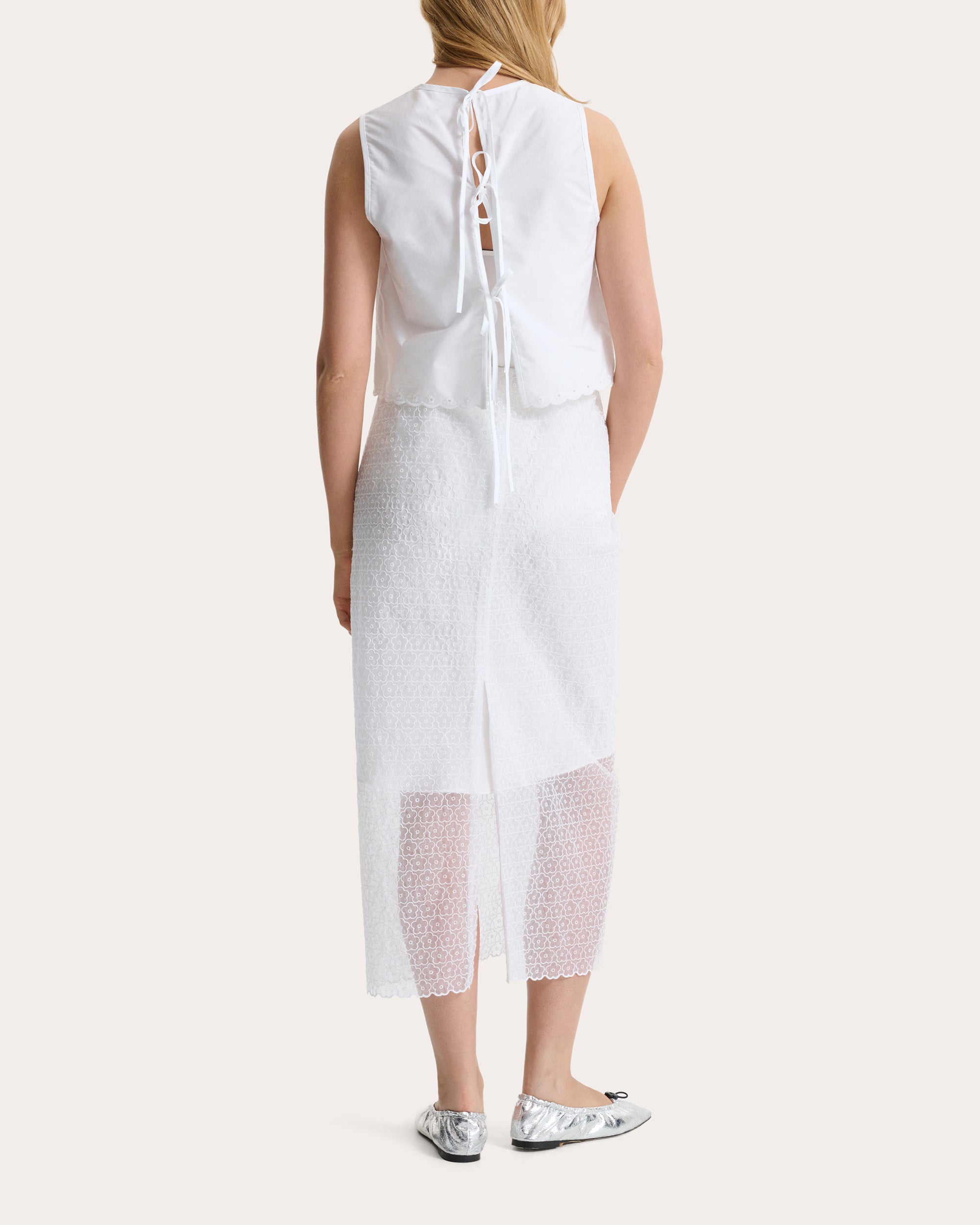Deeba Embroidered Cotton Sleeveless Crop Top