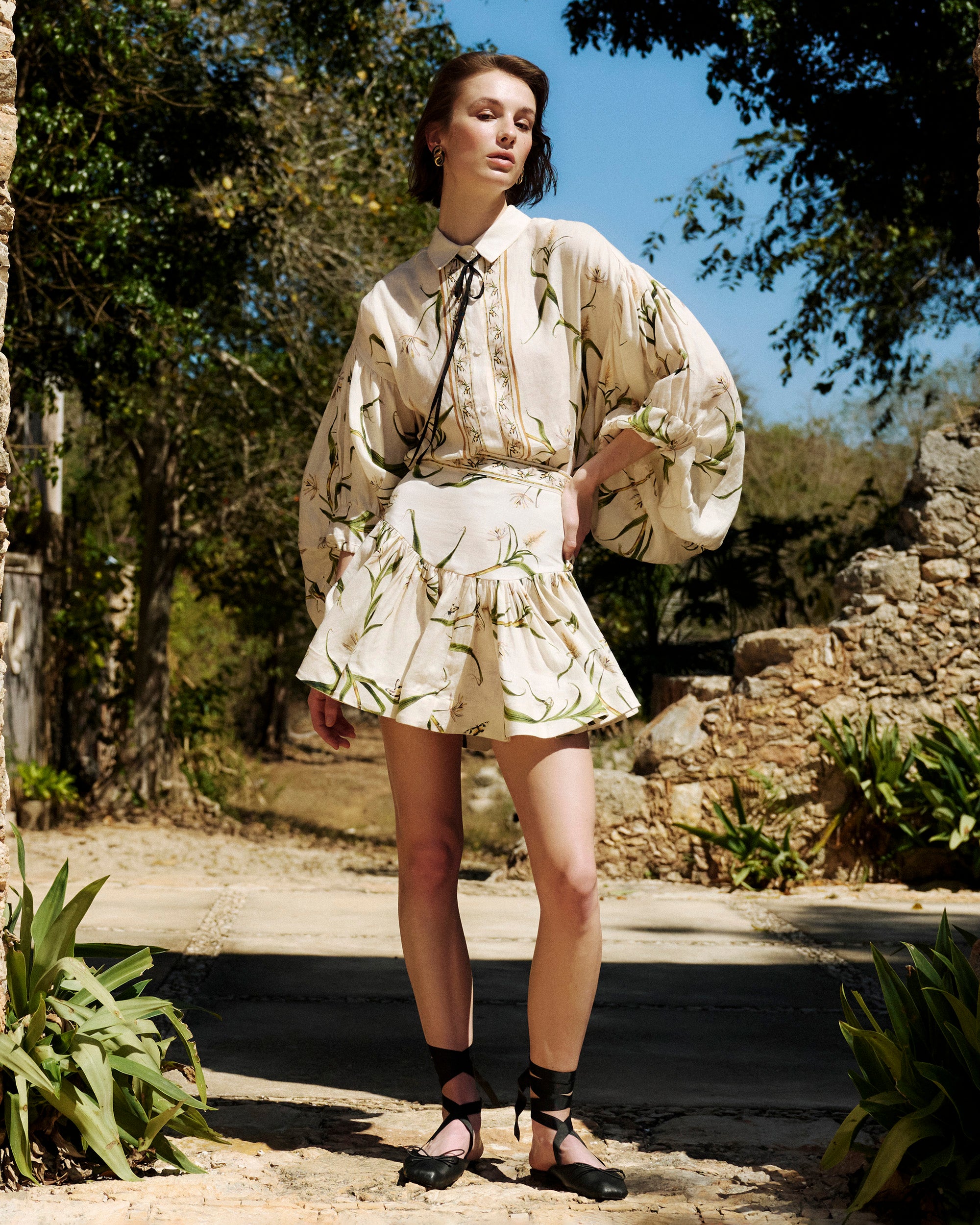 Agar Azucar Linen Billowed Blouse