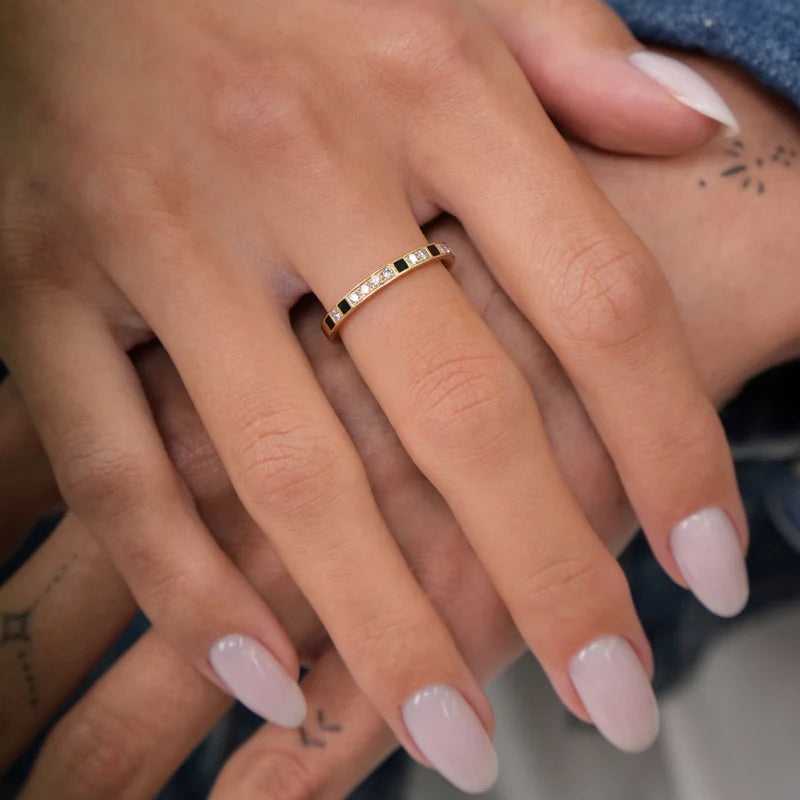 Diamond & 18k Gold Mirage Band Ring