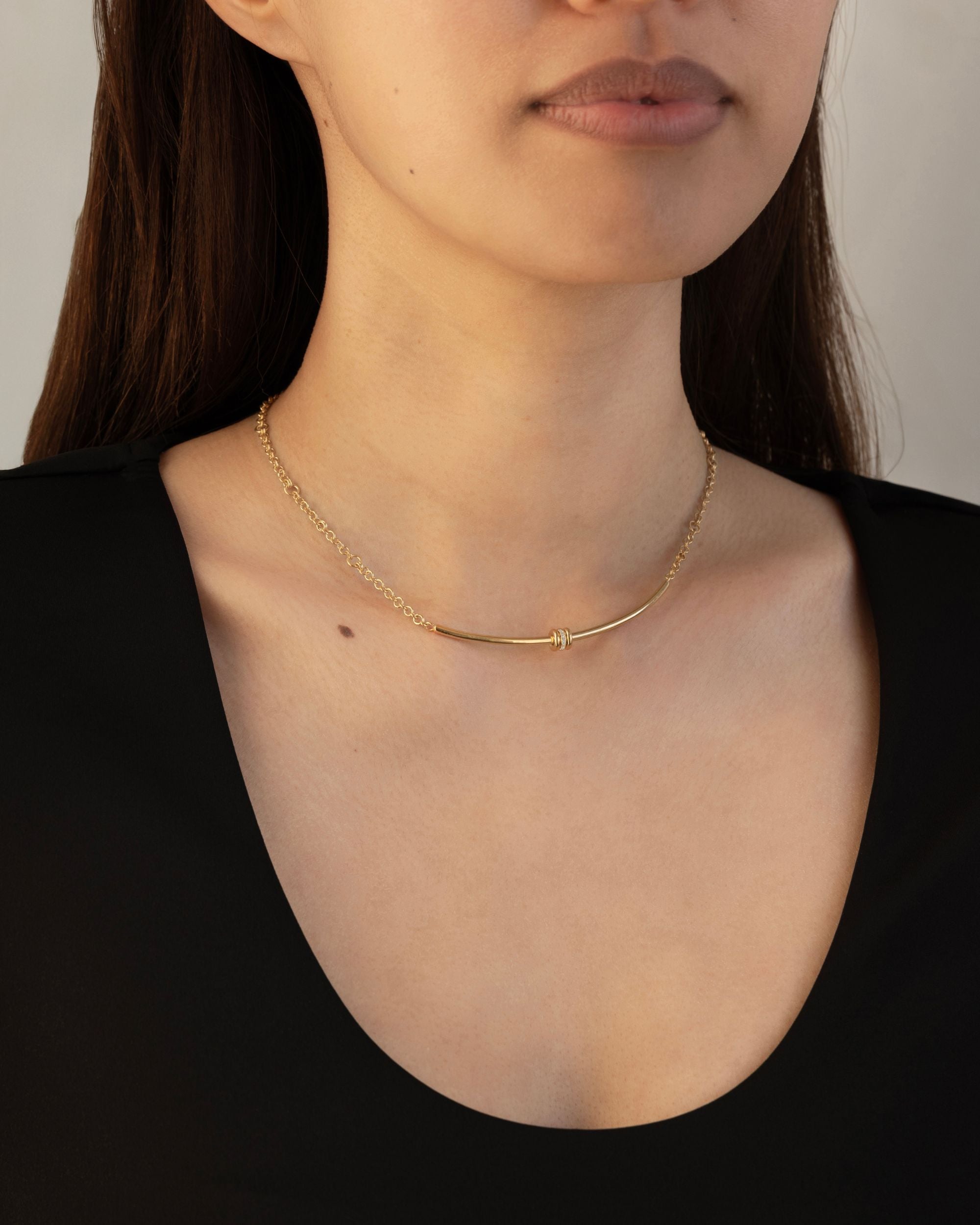 Diamond & 18k Gold Gravity Pavé Arc Necklace