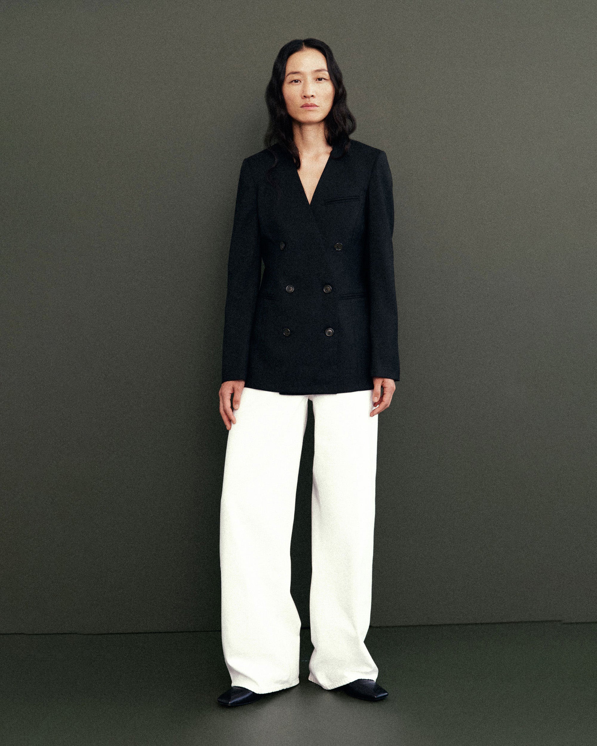 Heavy Wool Twill V-Neck Blazer