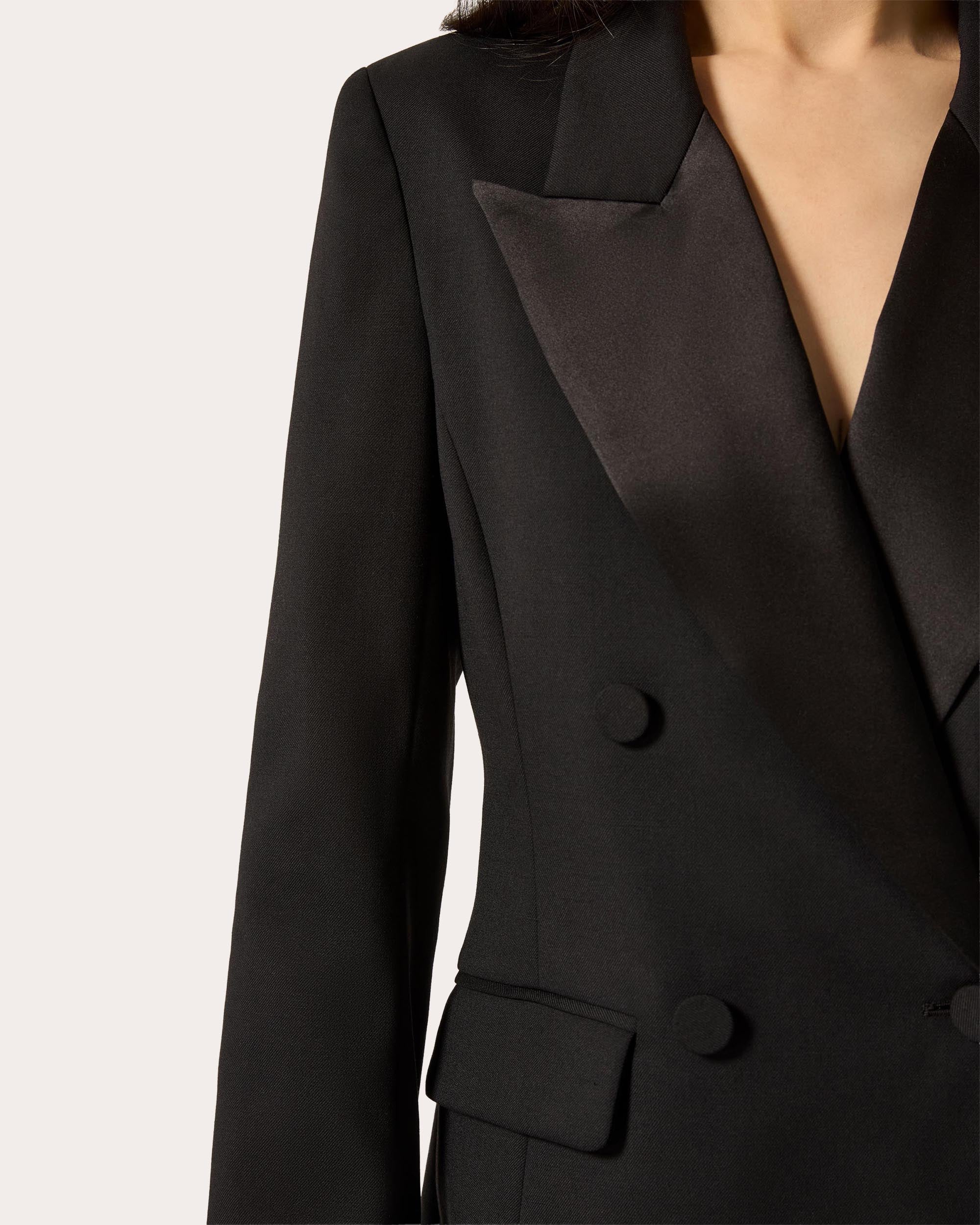 Seasonless Wool Silk-Lapel Tuxedo Blazer