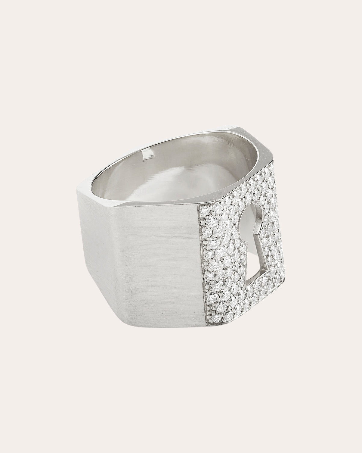 Diamond & 18k White Gold Protection Ring