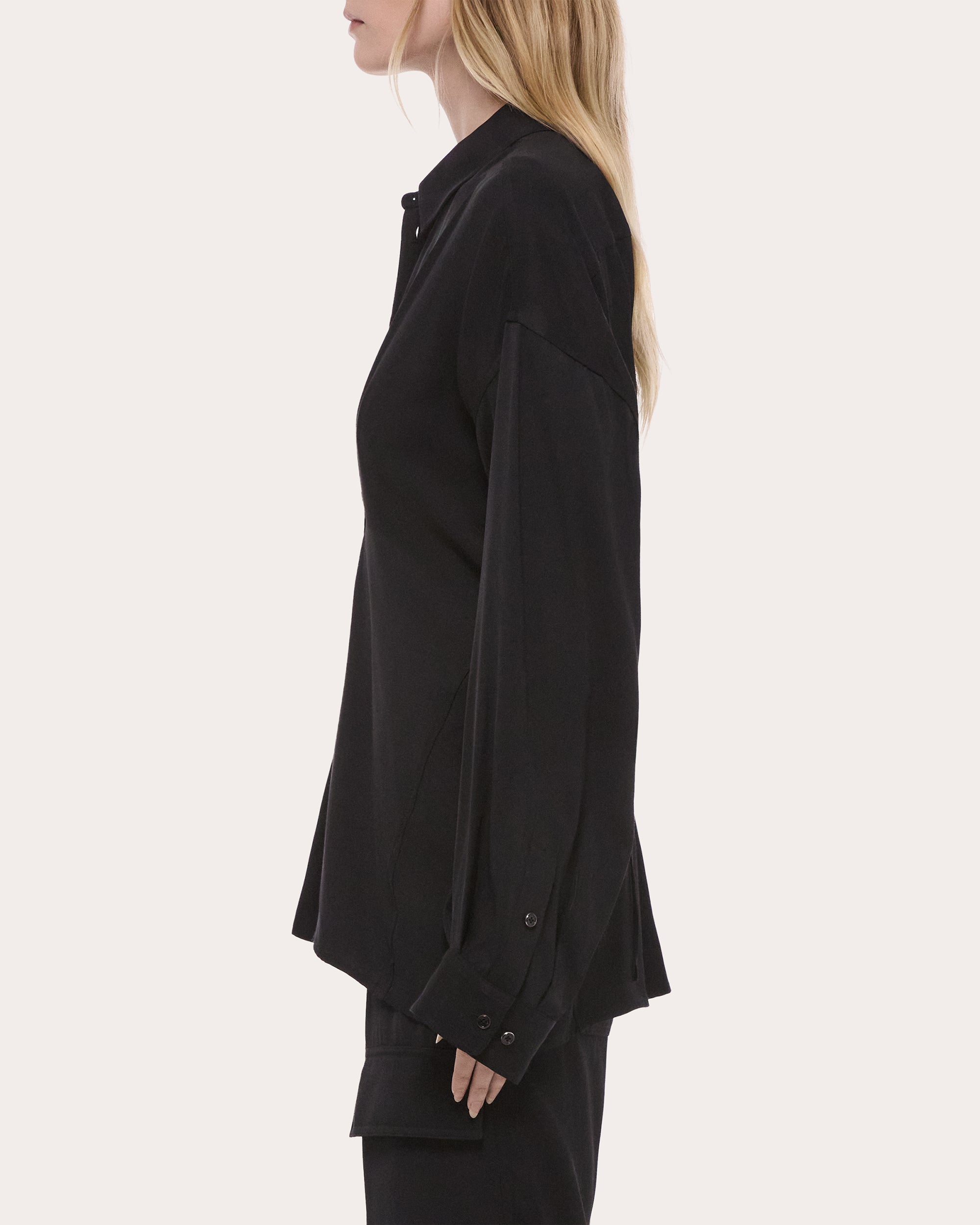 Lightweight Twill Cinched Shirt