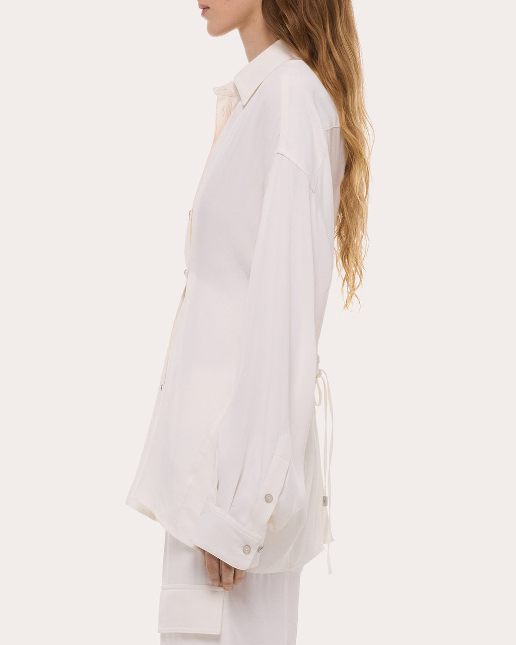 Lightweight Twill Cinched Shirt
