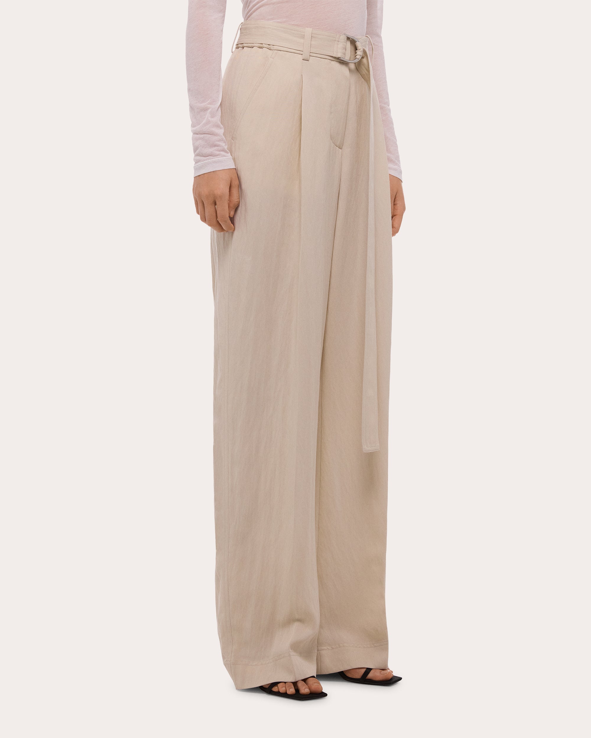 Pleated Twill Relaxed Trousers