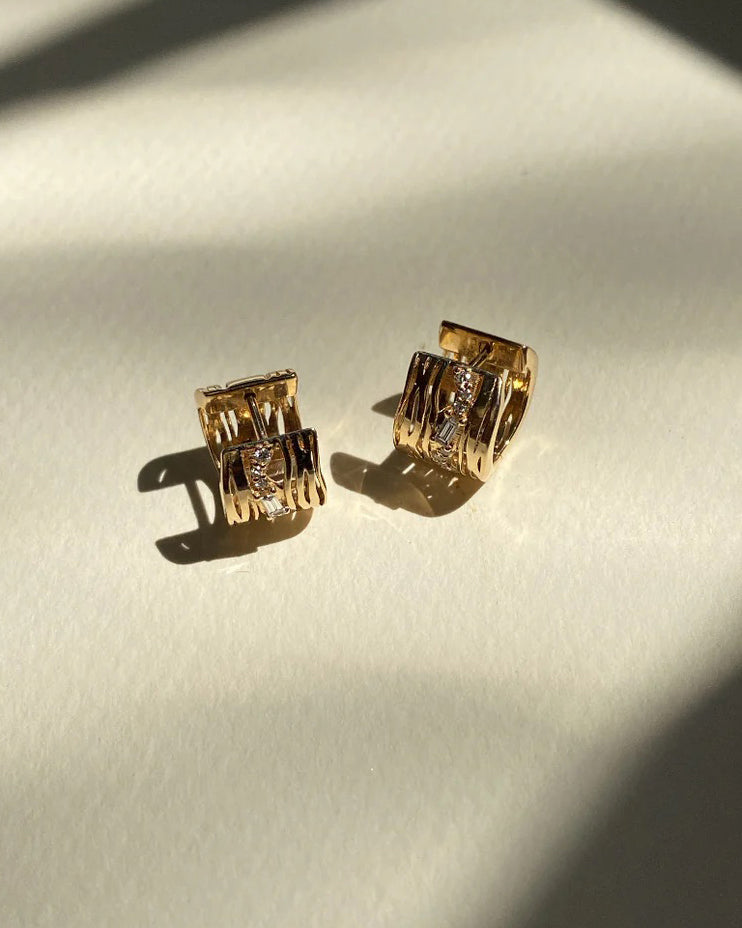 Diamond & 14k Gold Rivulet Wander Huggie Earrings