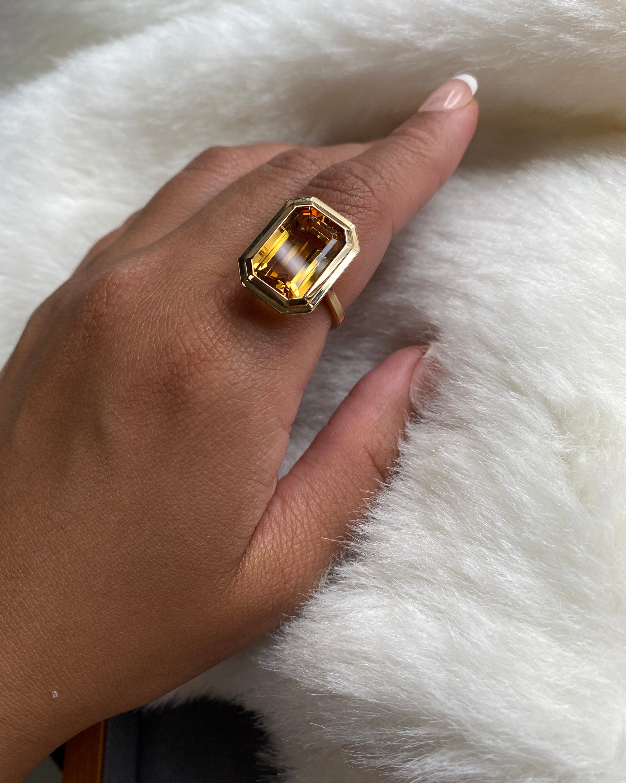 Citrine & 18k Gold Manhattan Ring