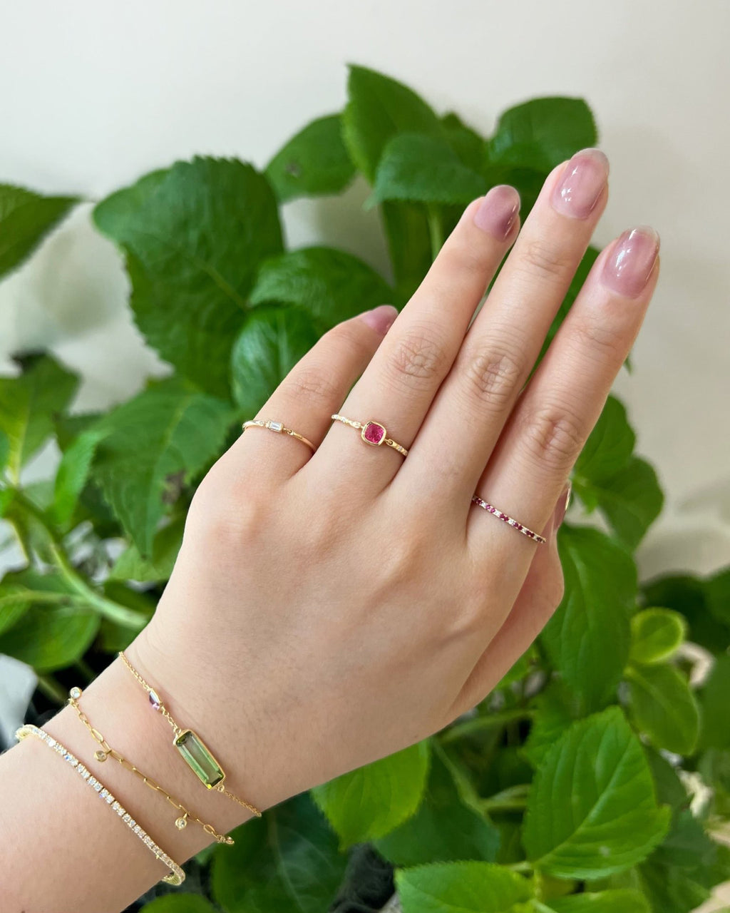 Jedi Spinel & Diamond Petite Circle Ring