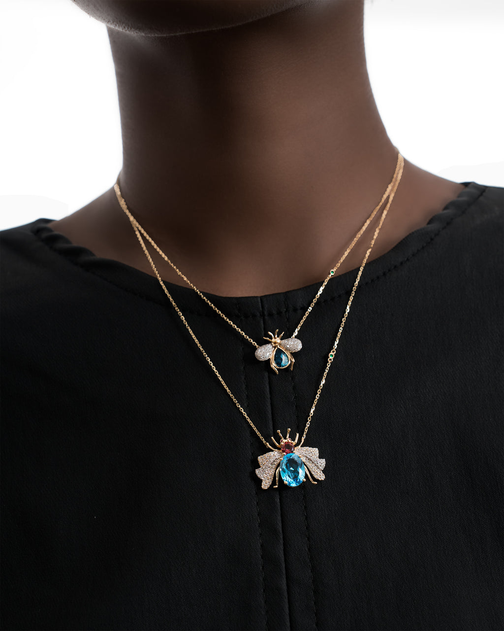 Diamond & Blue Topaz Abeja Real Pendant Necklace