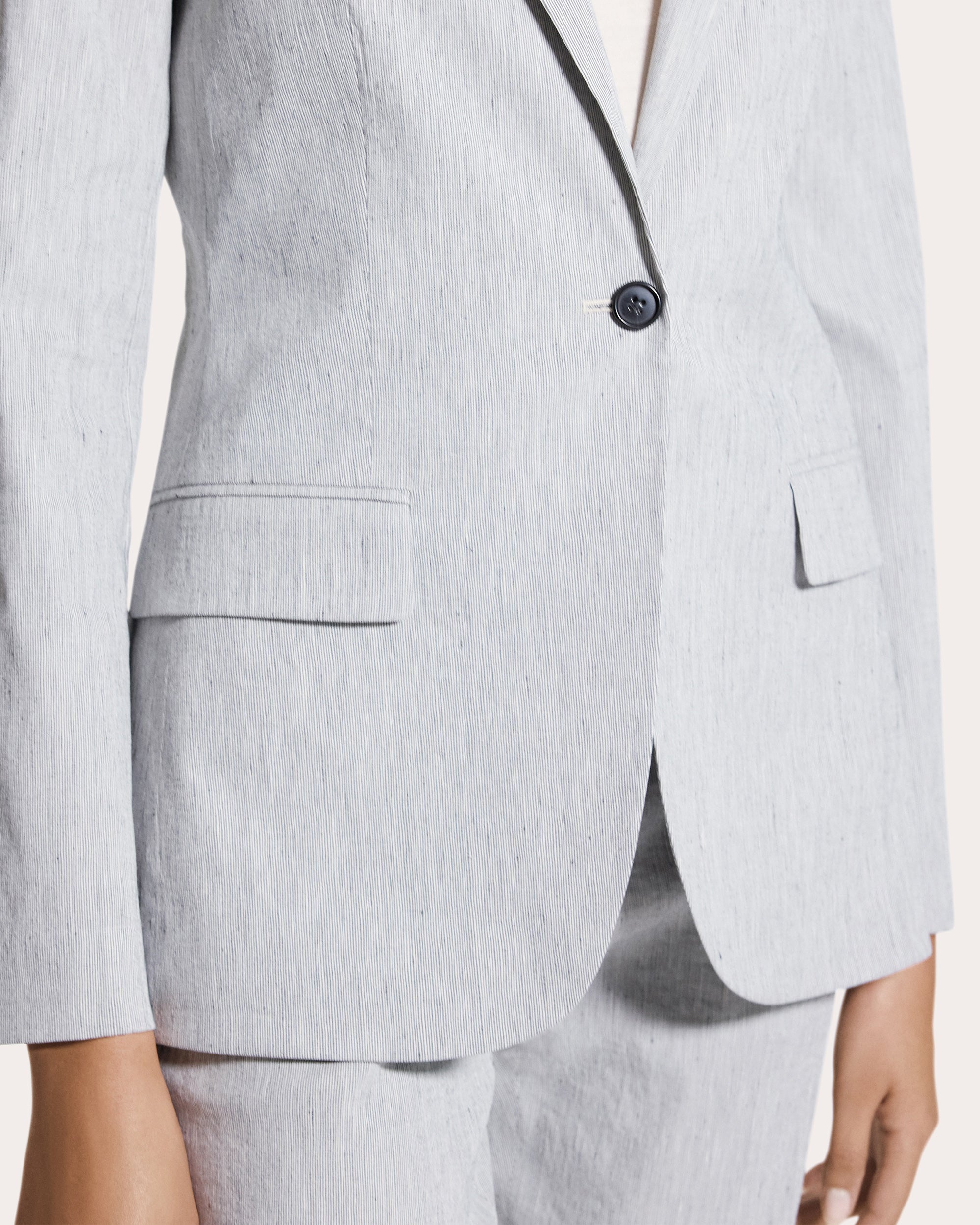 Textured Linen Staple Blazer