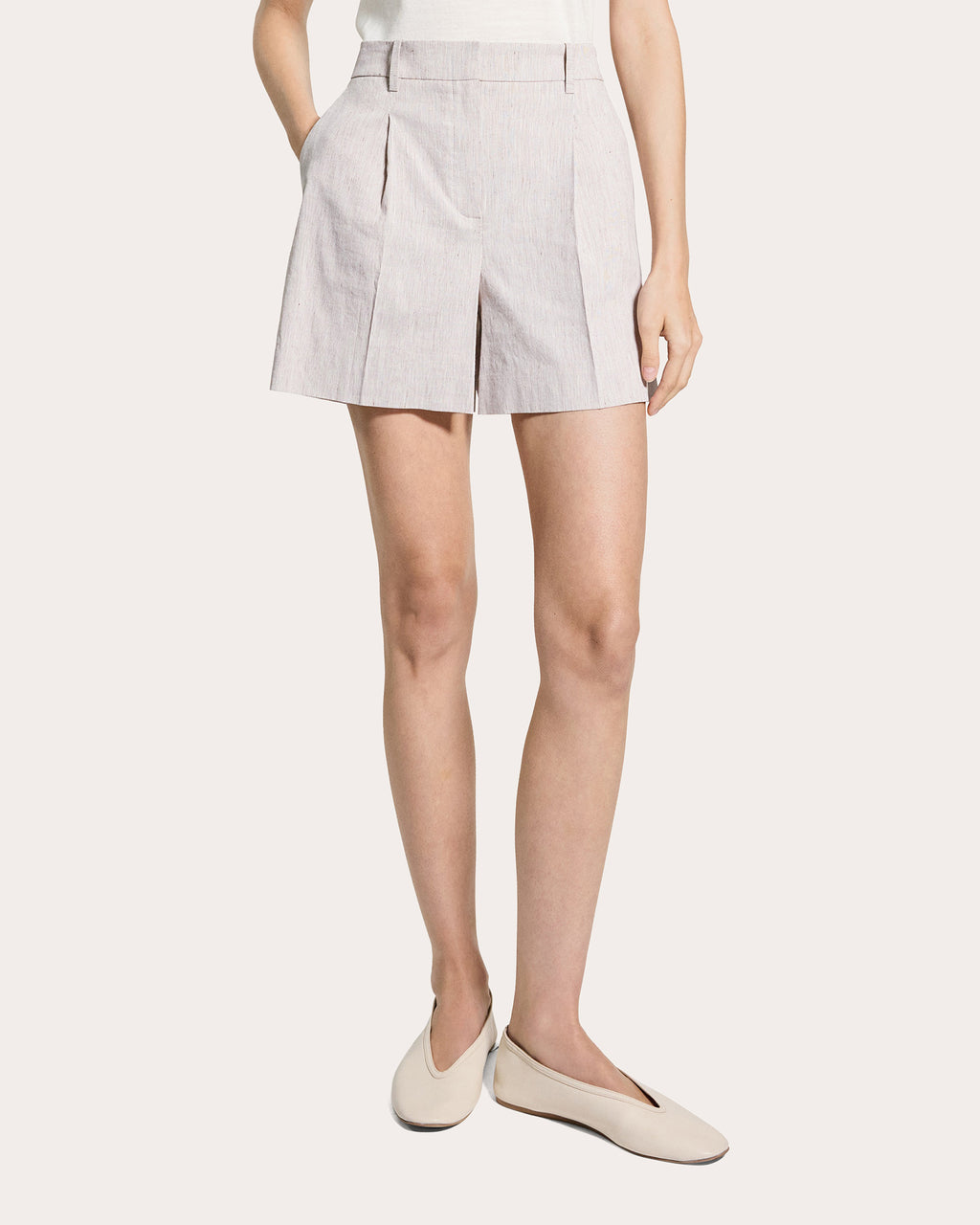 Textured Linen Pleated Shorts