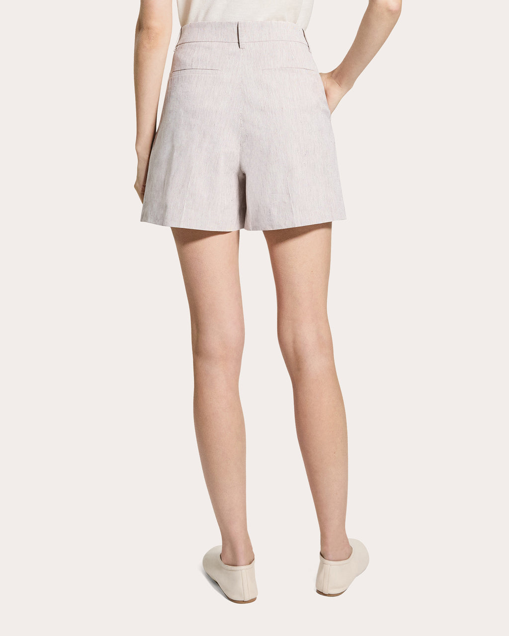 Textured Linen Pleated Shorts