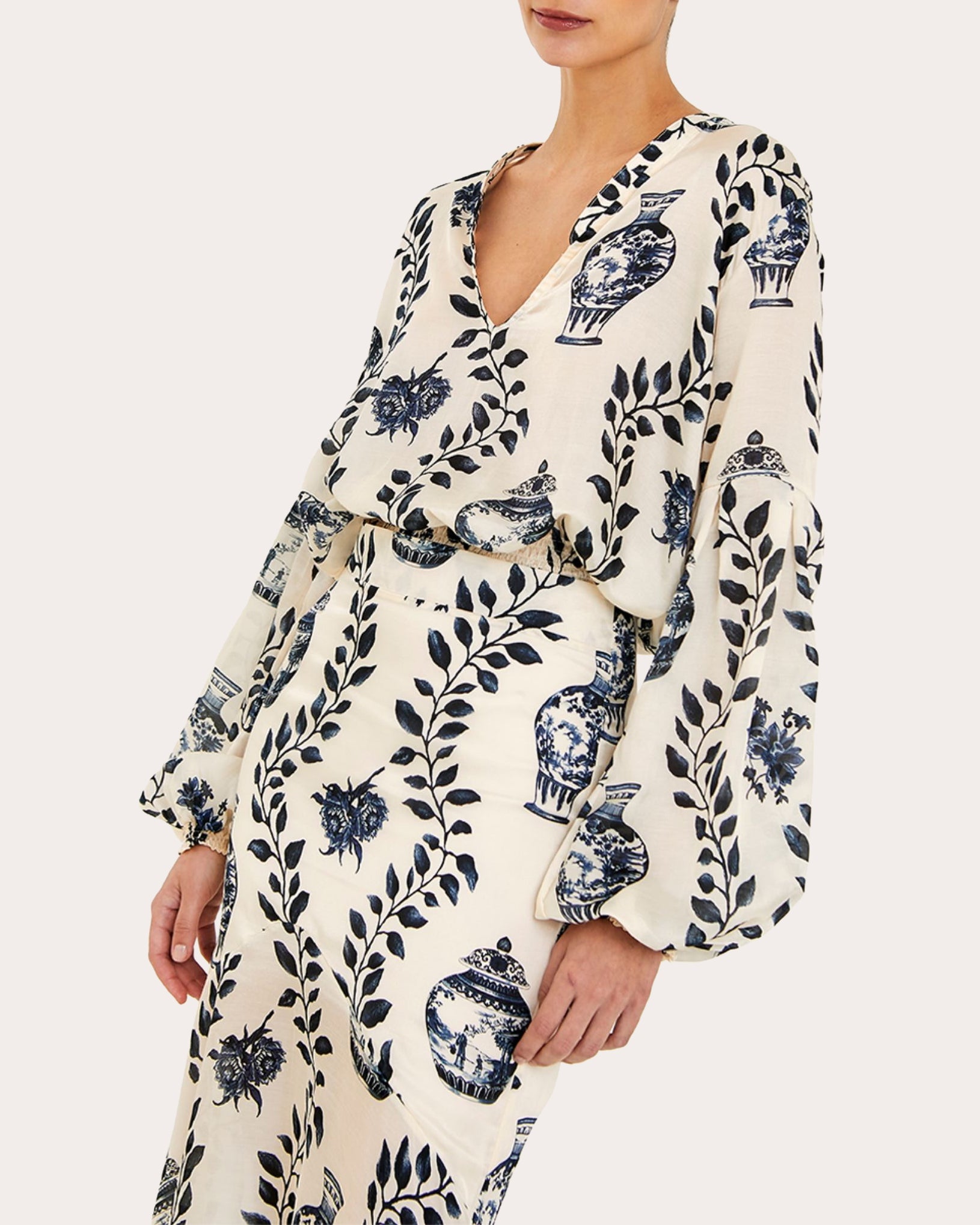 Dynastie Royale Smocked V-Neck Blouse