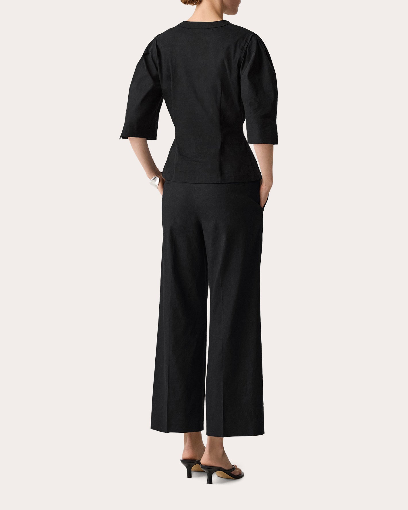 Good Linen Classic Relaxed Trousers