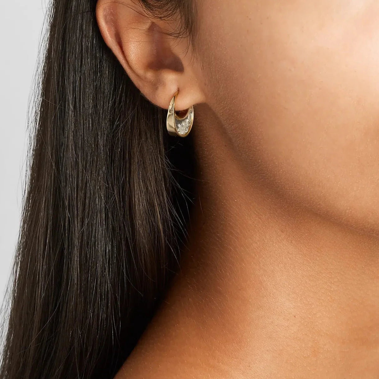 Diamond & 18k Gold Purses Shaker Hoop Earrings